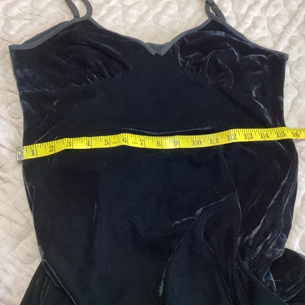 NEW Band of the Free Velvet Girl Crush Midi Dress Black Ribbon Tie Back M - Picture 7 of 9